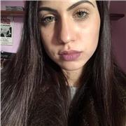 Laureata in lettere moderne e laureanda in filologia moderna